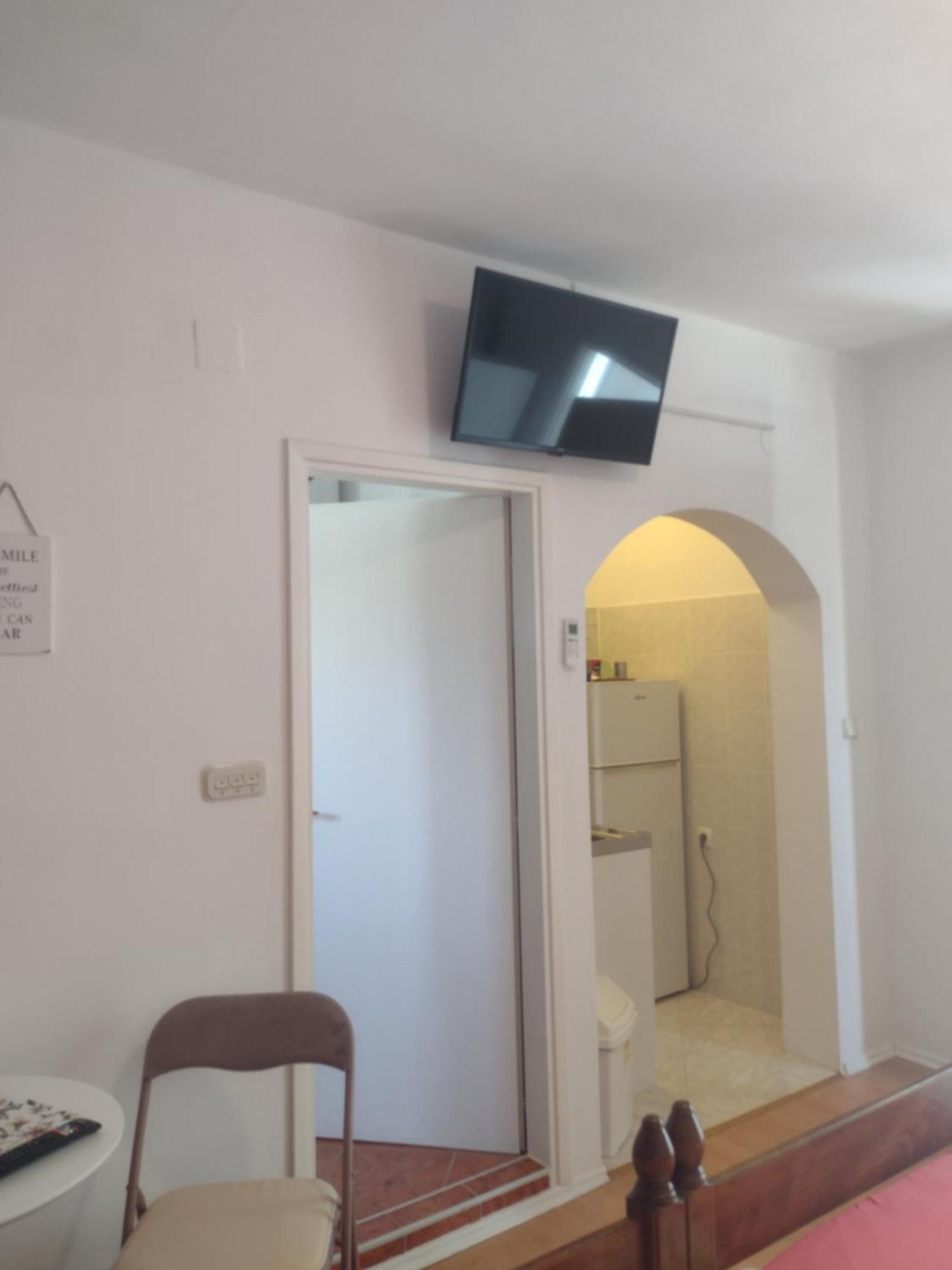 Apartmani Alen Dinjiška Eksteriør bilde